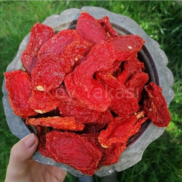 Domates Kurusu  Güneşte Kurutulmuş Perakende & Toptan